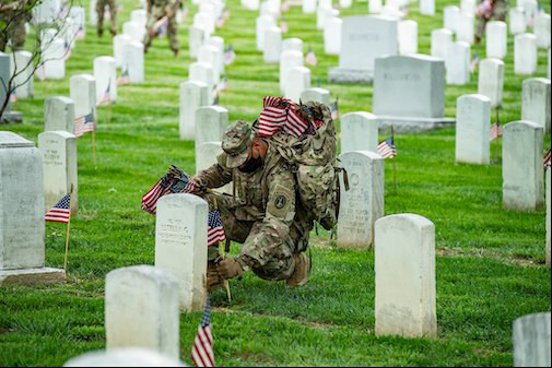 “吉恩•德科特和迈克尔•雅各布:太阳系的战争在上帝的手中,第一部分”|Kat – 3.19.21
