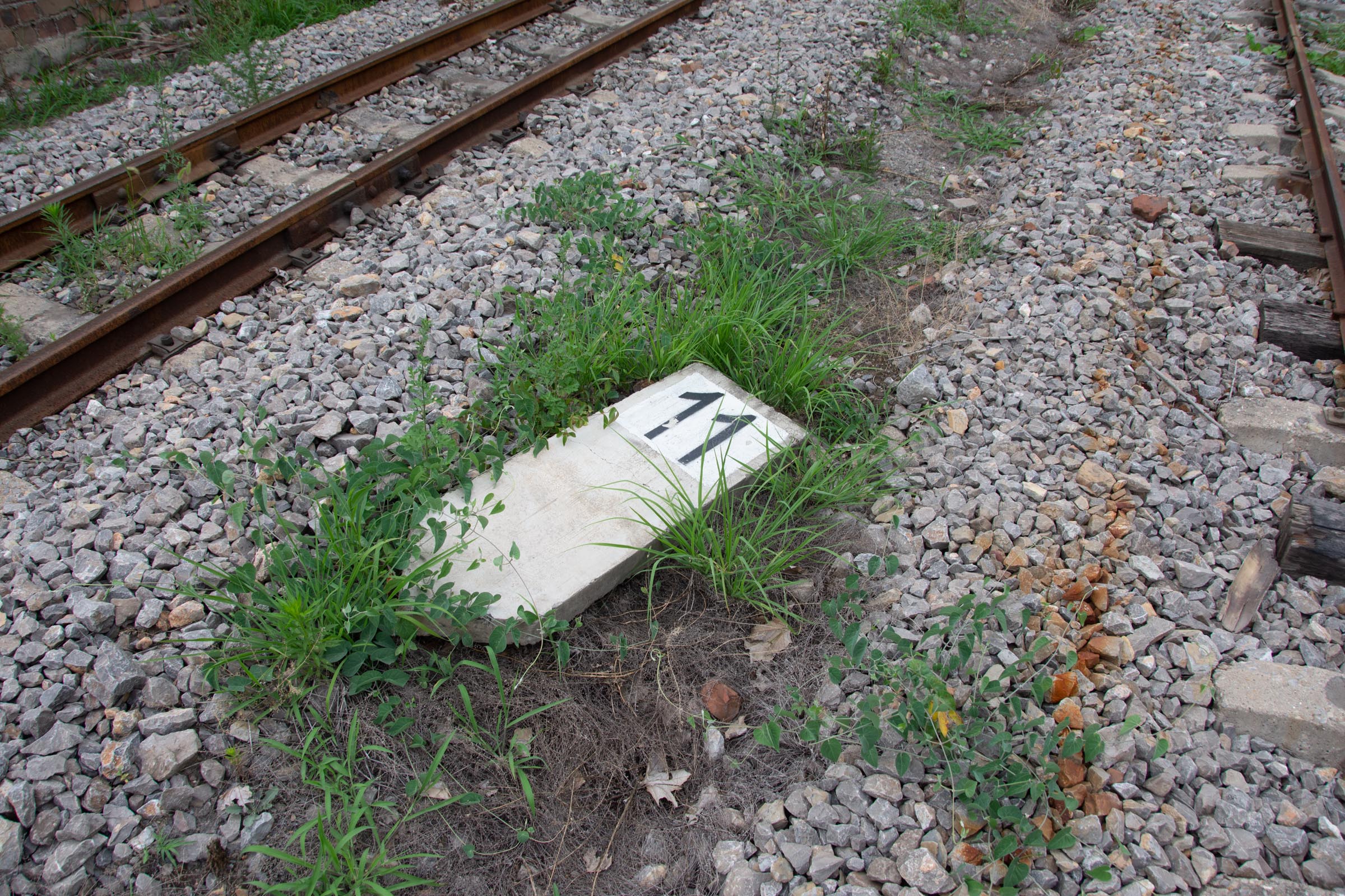 The 11km milestone located within Chuankou Station